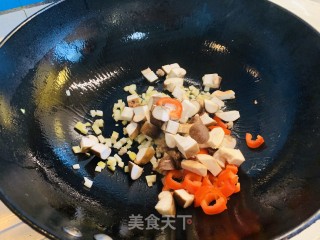 火麻仁肉末香菇小白菜的做法步骤：3
