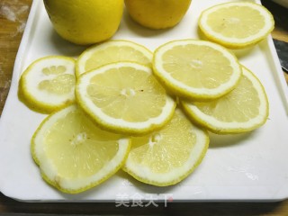 川贝柠檬膏的做法步骤：2