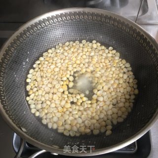 奶香玉米饼的做法步骤：1