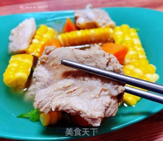 玉米胡萝卜排骨汤的做法步骤：12