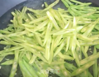 凉拌四季豆的做法步骤：2