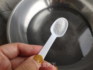 苦瓜拌咸鸭蛋的做法步骤：5