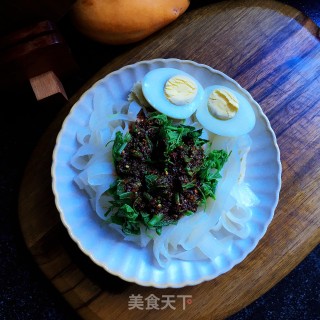 南瓜苗拌擀面皮的做法步骤：7