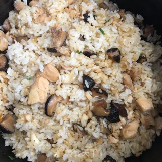香菇鸡肉焖饭的做法步骤：9