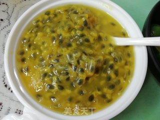 百香果青柠蜂蜜茶的做法步骤：3