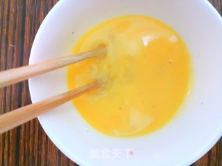 蔬菜蛋包饭的做法步骤：2