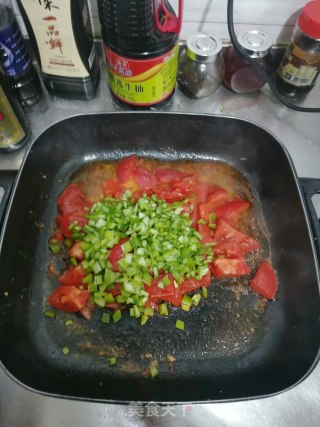 西红柿鸡蛋青椒拌面的做法步骤：5