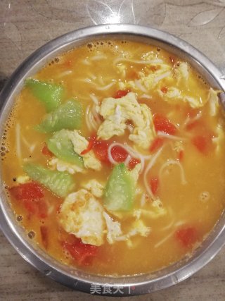 丝瓜番茄鸡蛋面的做法步骤：4
