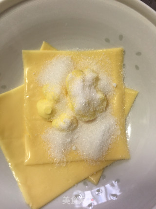 蓝莓岩烧乳酪吐司的做法步骤：2