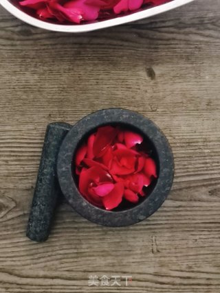 红楼梦之糖腌的玫瑰卤子的做法步骤：6