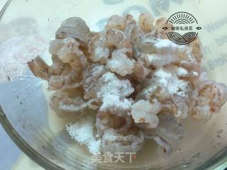 豌豆虾仁的做法步骤：3