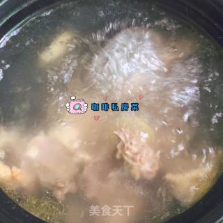 板栗老鸡汤的做法步骤：5