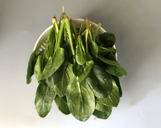 凉拌菠菜的做法步骤：2