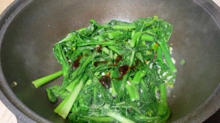 蒜泥炒菜心的做法步骤：6