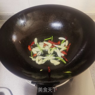 蚝油炒双菇的做法步骤：3