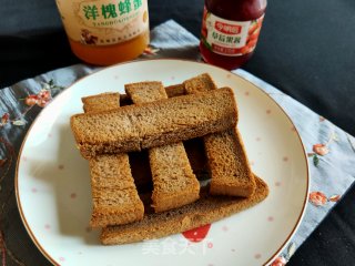 香烤吐司面包条的做法步骤：6