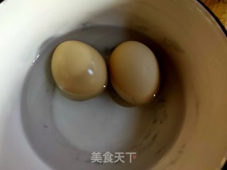 白煮蛋的做法步骤：4