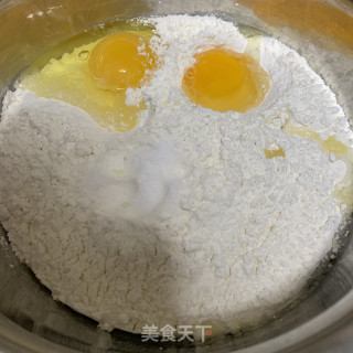 家常葱油饼的做法步骤：3