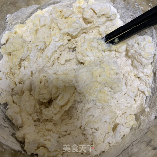 家常葱油饼的做法步骤：5