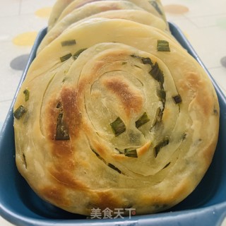 家常葱油饼的做法步骤：28