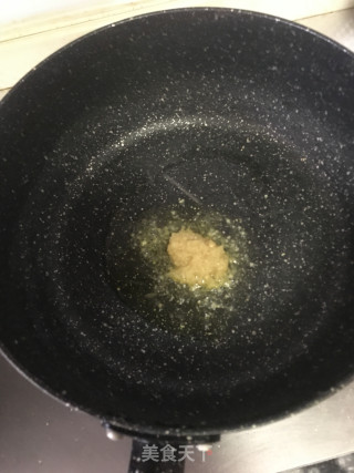 蒜茸酸辣海带丝的做法步骤：2