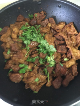 啤酒豆腐果炖牛肉的做法步骤：13