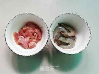 三鲜汤面的做法步骤：2