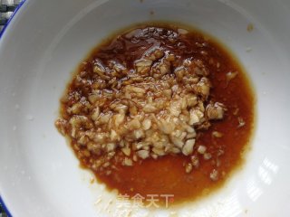 荆芥黄瓜凉饸饹的做法步骤：5
