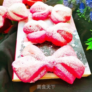 火龙果蝴蝶结面包的做法步骤：28