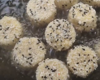 酥皮香蕉的做法步骤：4