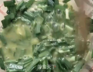韭菜煎蛋的做法步骤：3
