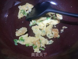 鸡蛋炒瓜片的做法步骤：4