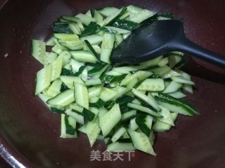 鸡蛋炒瓜片的做法步骤：5