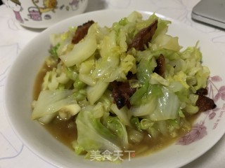 腊肠炒圆白菜的做法步骤：7