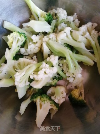 凉拌花菜的做法步骤：2