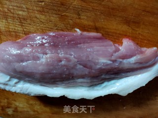 蜜汁叉烧肉的做法步骤：1