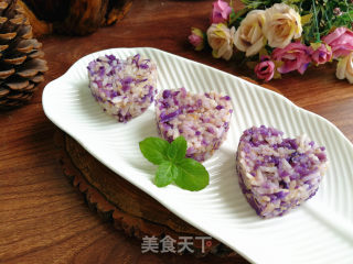 紫甘蓝肉松饭团的做法步骤：5