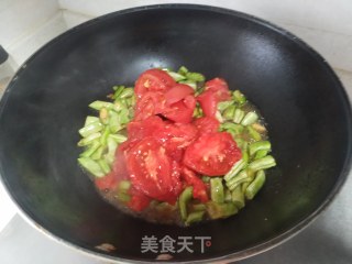 番茄炒四季豆的做法步骤：4