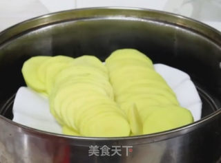 土豆泥的做法步骤：1
