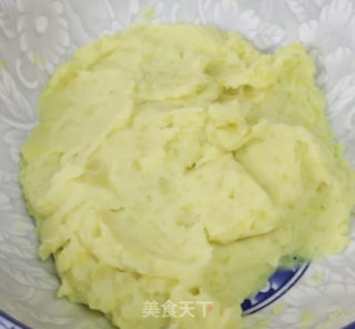 土豆泥的做法步骤：3