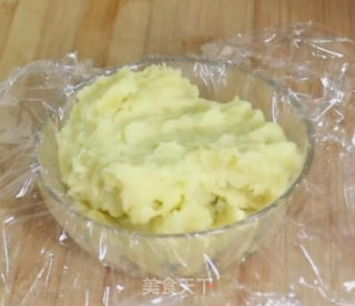 土豆泥的做法步骤：4