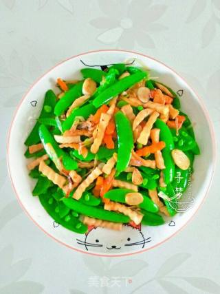 杏鲍菇胡萝卜炒甜豆的做法步骤：5