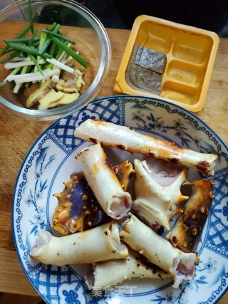 咖喱蟹棒的做法步骤：1