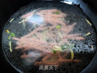 酸辣汤的做法步骤：5