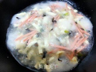 酸辣汤的做法步骤：7