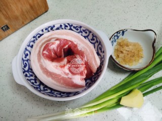 红烧肉的做法步骤：1