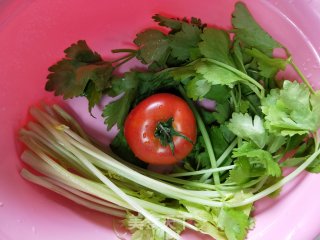 牛肉炒芹菜的做法步骤：3