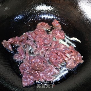 牛肉炒芹菜的做法步骤：6