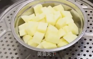 孜然土豆的做法步骤：2