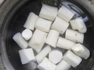 太子参山药煲猪骨汤的做法步骤：7